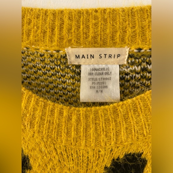 Main Strip Women's Yellow & Black Leopard Pullover Sweater Size Medium - Picture 4 of 5
